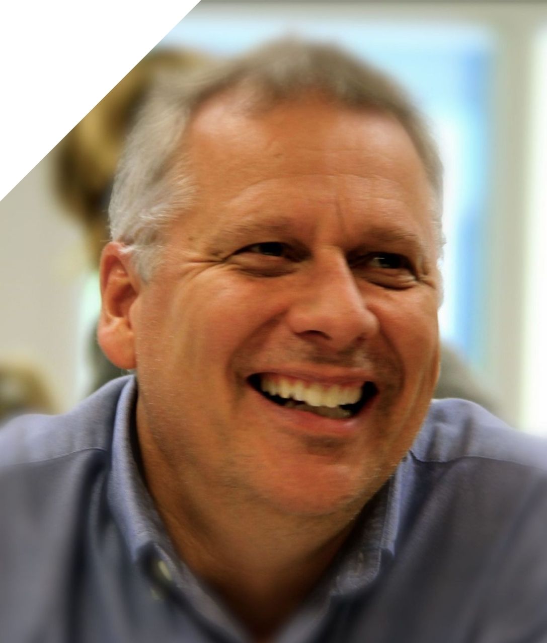 Roberto Gauvin headshot